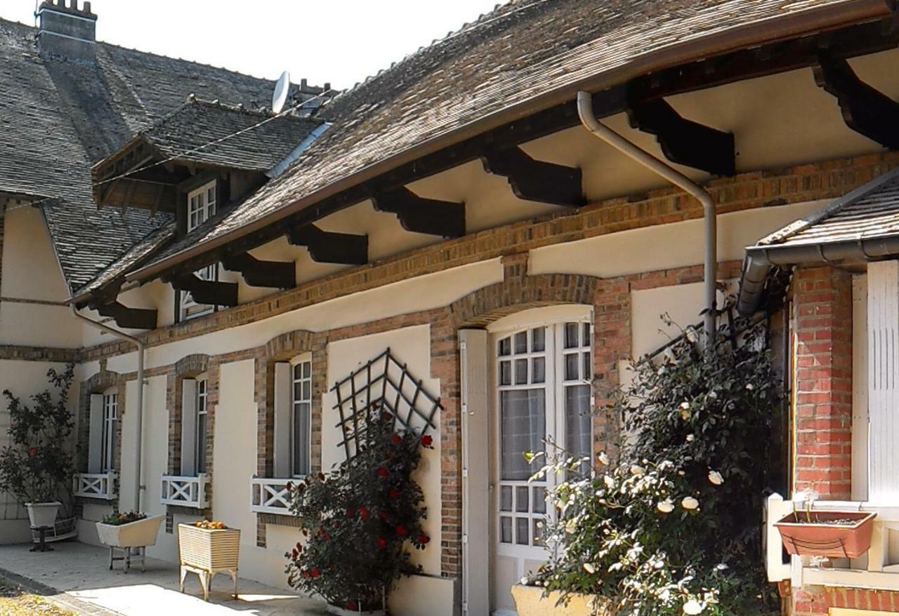 Maison Lalongere Longueville  Luaran gambar
