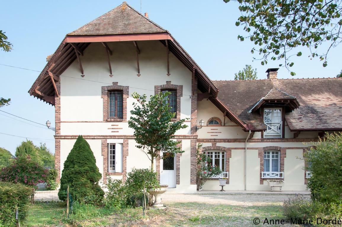 Maison Lalongere Longueville  Luaran gambar